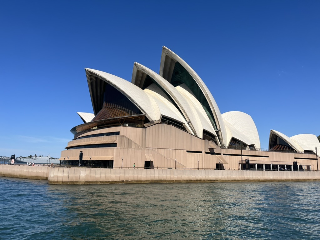 897D1F5B-6E52-4098-B2BD-37C21C25FF05_1_105_c